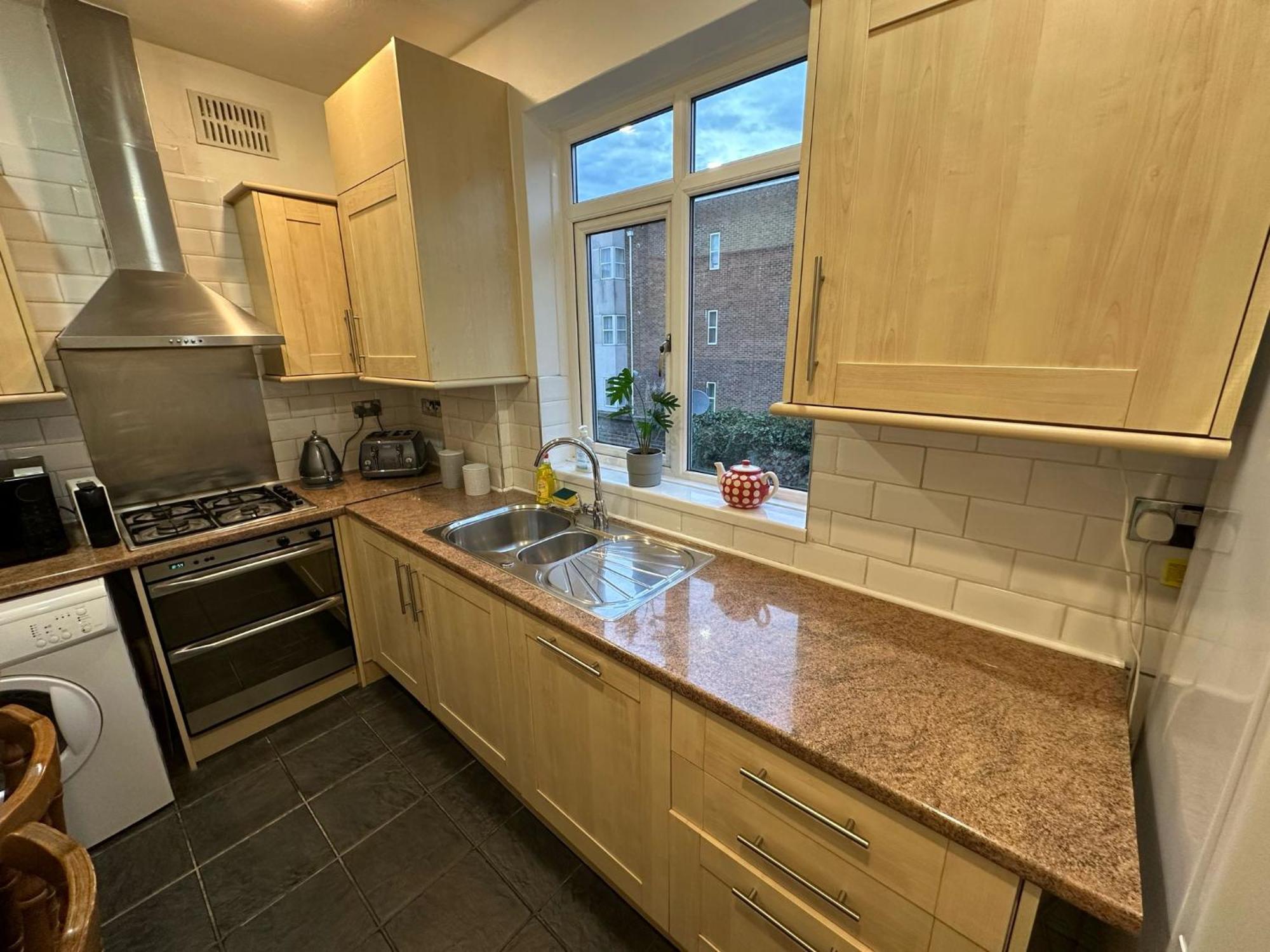 Lovely 3 Bedroom Maisonette With Private Roof Terrace In Hammersmith London Kültér fotó