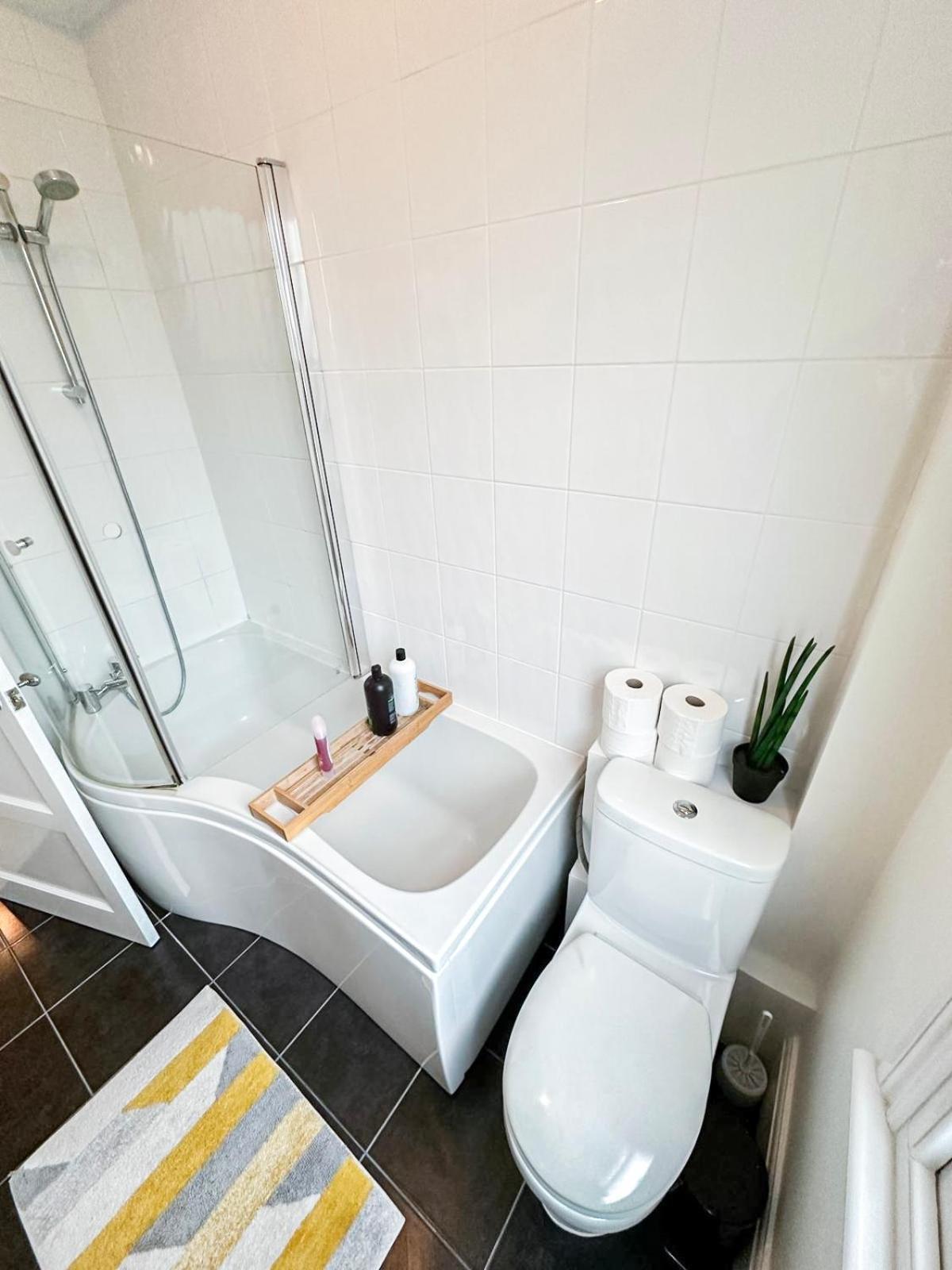 Lovely 3 Bedroom Maisonette With Private Roof Terrace In Hammersmith London Kültér fotó