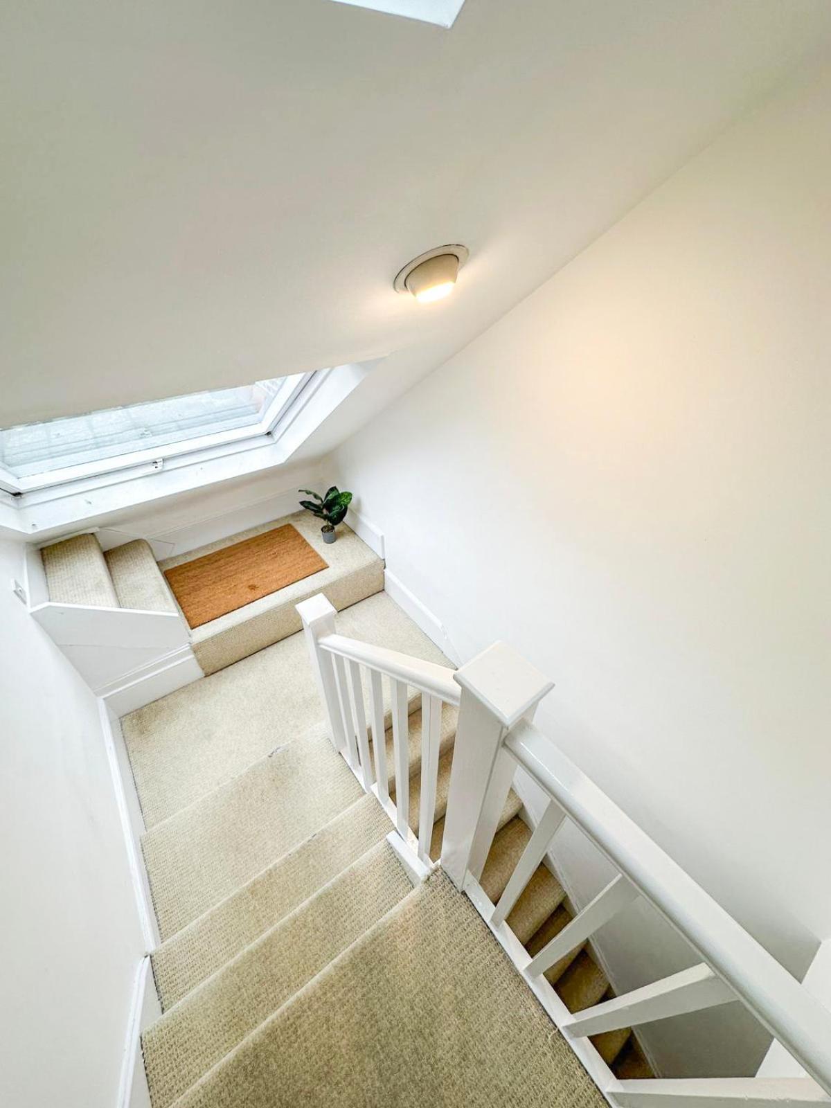 Lovely 3 Bedroom Maisonette With Private Roof Terrace In Hammersmith London Kültér fotó